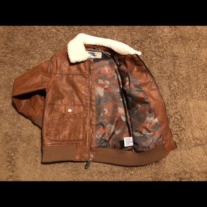 5t faux leather sheepskin jacket.